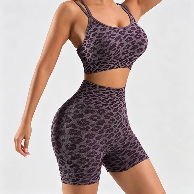 Leopard Print Women's 2-Piece Workout Set With Tank And Shorts