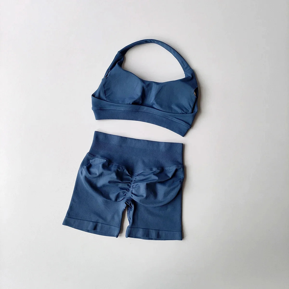 Women's Seamless Yoga Set Two Piece Halter Sports Bra Shorts