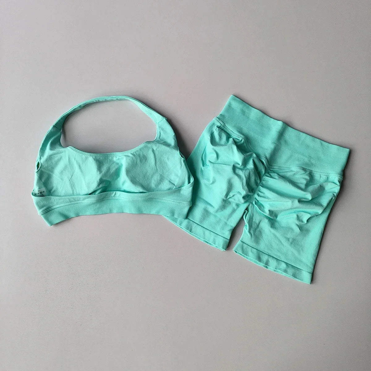 Women's Seamless Yoga Set Two Piece Halter Sports Bra Shorts