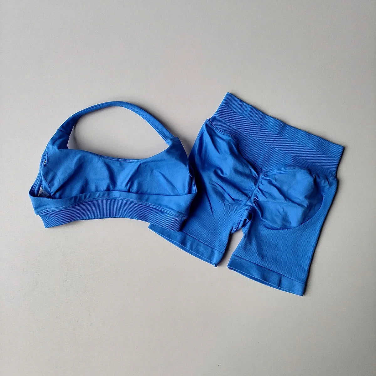 Women's Seamless Yoga Set Two Piece Halter Sports Bra Shorts