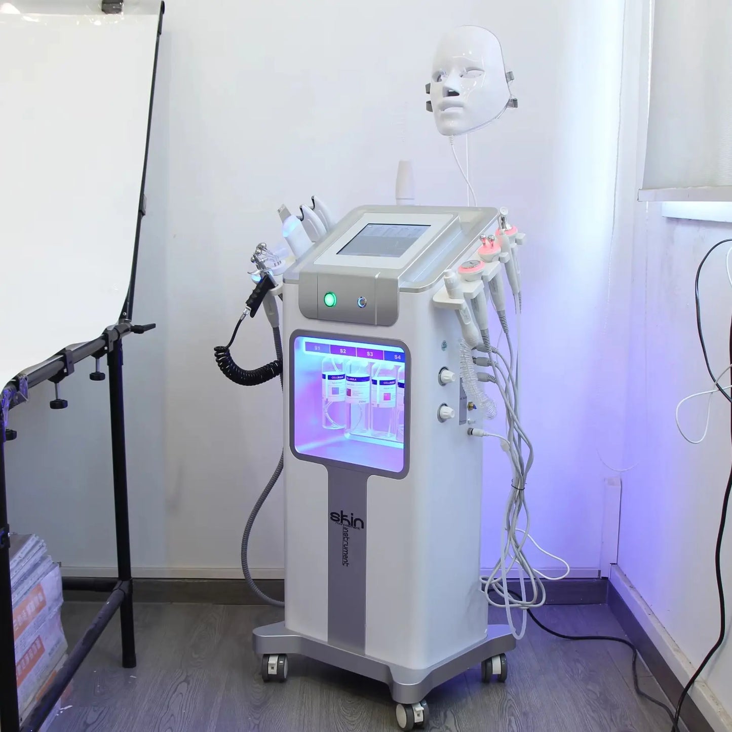 YUET WIN Aqua Peeling Lift Skin Bubble Oxygen Facial Machine
